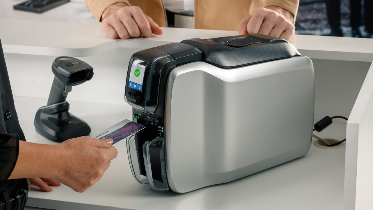 ZEBRA ZC300 SINGLE SIDED COLOUR CARD PRINTER USB ETHERNET - Image 1